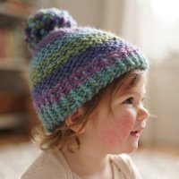G8509: Baby Multicoloured Knitted Hat (6-24 Months) 